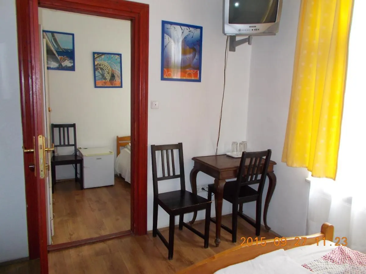Hungaria Guesthouse Budapest Vendégház